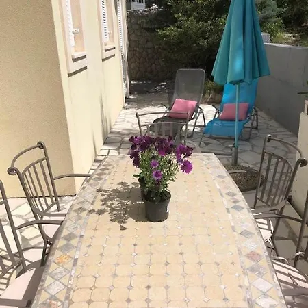 Nemira Apartment