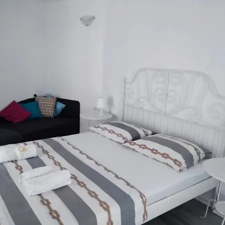 Appartamento Nemira Omiš